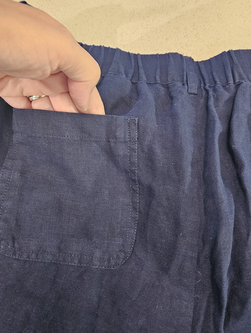 Quince Dark Blue 100% Linen SZ M Pull On Relaxed Fit Cropped Casual Pants - Picture 12 of 13